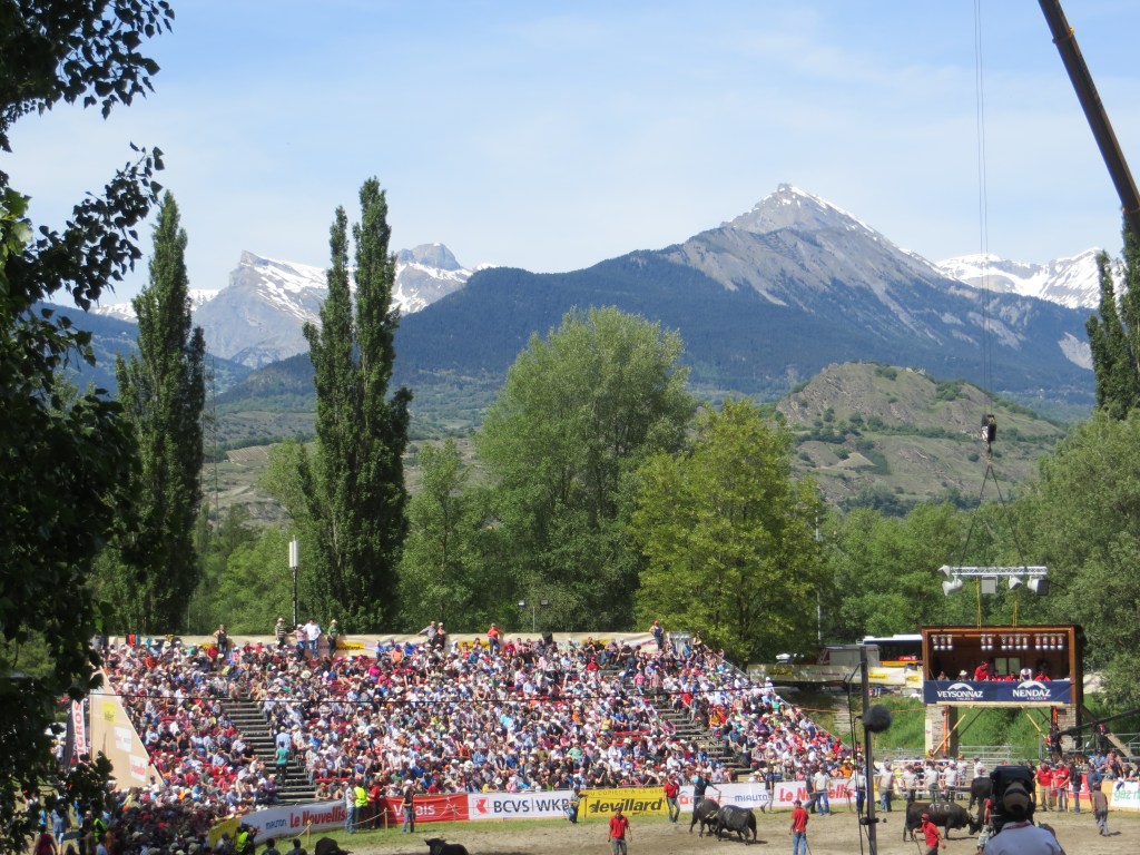 The ever-present Alps make for quite a rodeo backdrop.